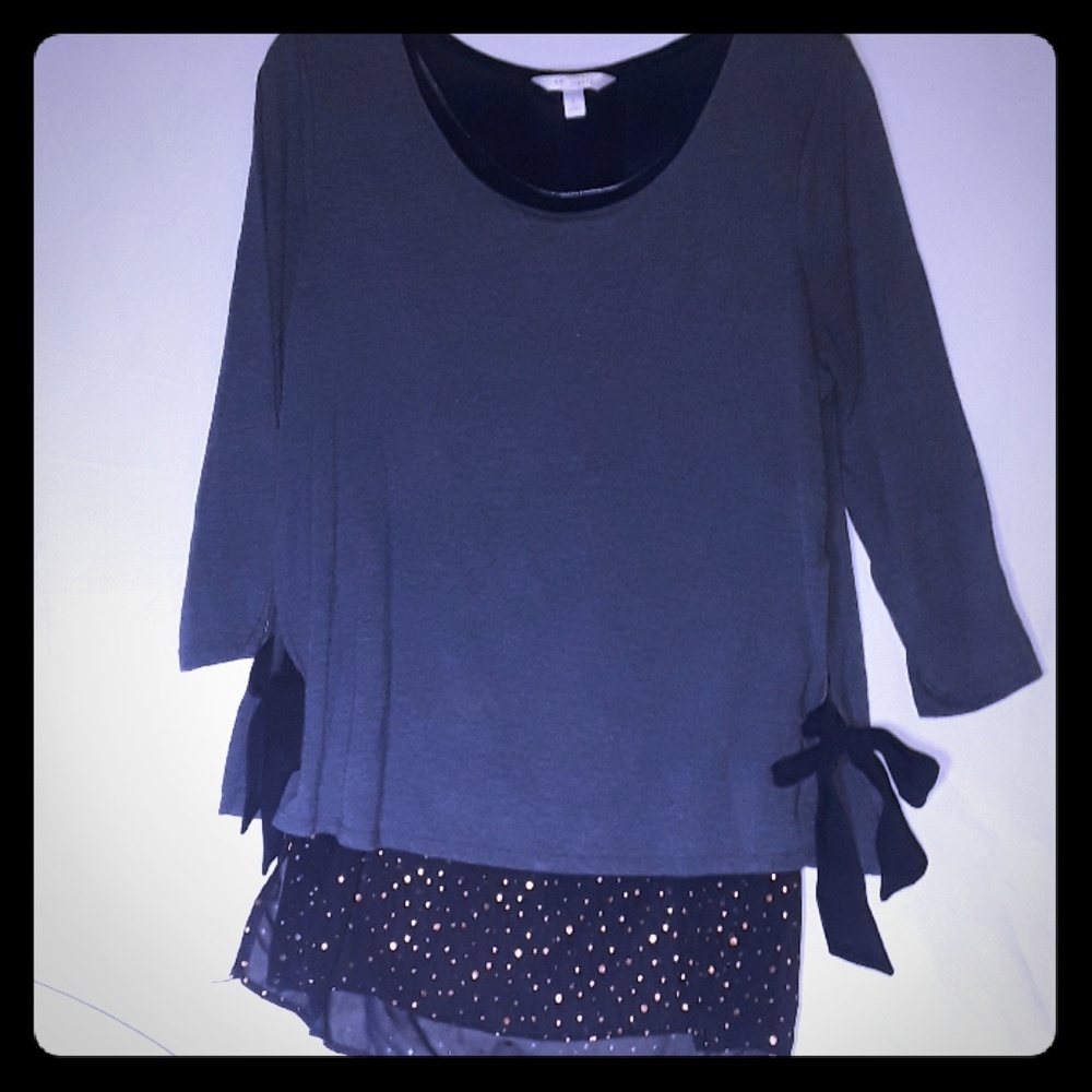 LC Lauren Woman's L top. 3/4 sleeve 2 layered nice